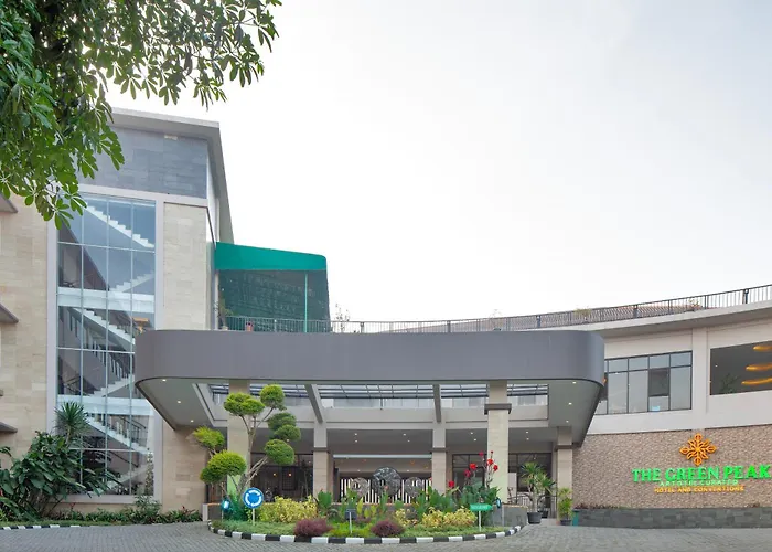 The Green Peak, Artotel Curated Puncak